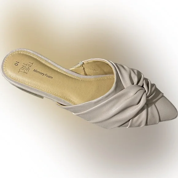 Blush flats NWT various sizes - Picture 2 of 4